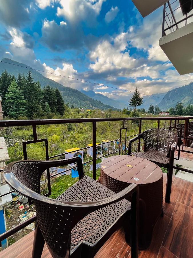 Apple Flower With Balcony And Mountain View Manali  Ngoại thất bức ảnh