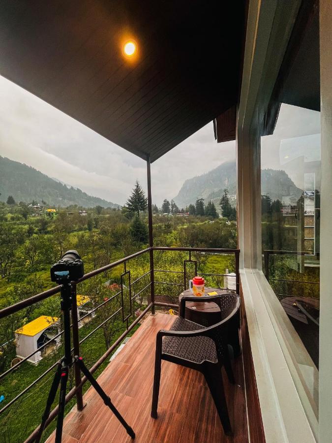 Apple Flower With Balcony And Mountain View Manali  Ngoại thất bức ảnh